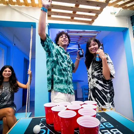 Bodega Party City Center Bangkok - Hostel-3